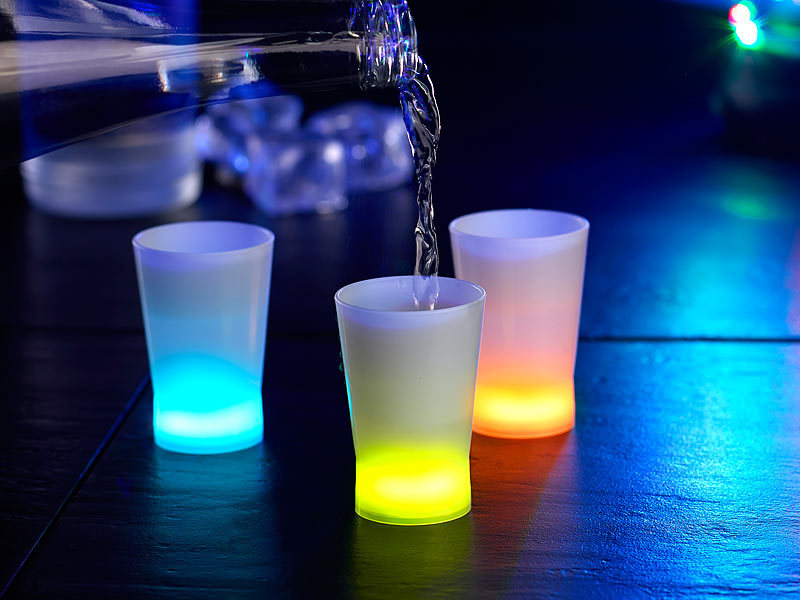 ; Gläser mit Lichter Gläser mit Lichter 