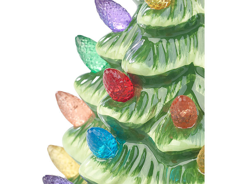 ; Weihnachtsbaum, Weihnachtsbäume mit LED-Beleuchtung 