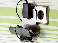 ; Wand-Handyhalter, Handy-Halter für Steckdose-LadegeräteLadestationen Handy-Ständer für USB-Netzteile Ladekabel Ladefunktion Laden ChargerWand-HandyhalterungenSteckdosenhalter HandysHandybutlerLadehalter 