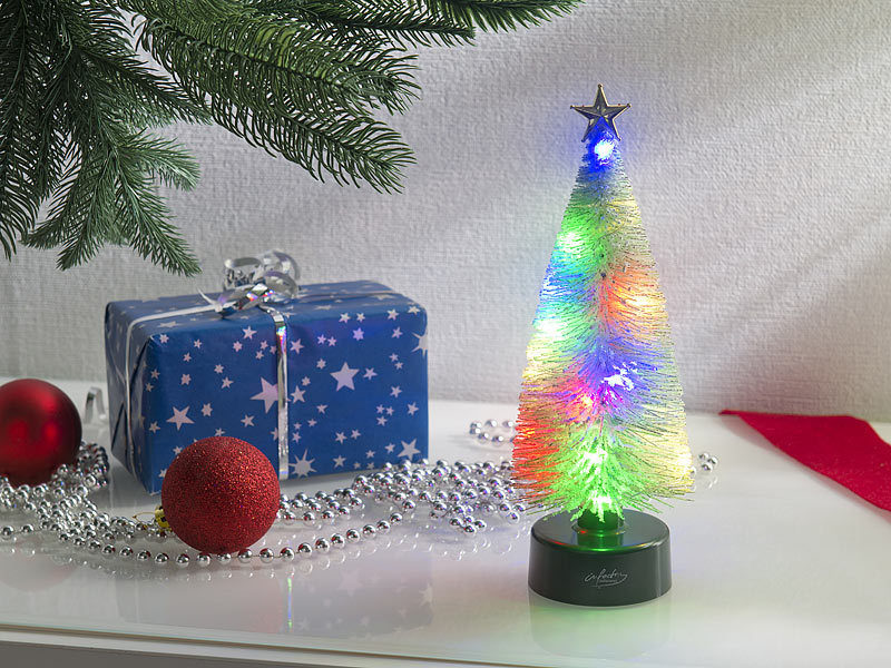 ; Weihnachtsbäume mit LED-Beleuchtung Weihnachtsbäume mit LED-Beleuchtung Weihnachtsbäume mit LED-Beleuchtung Weihnachtsbäume mit LED-Beleuchtung 